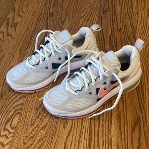 Women’s Nike Air Max Genome Summit in White/Crimson Bliss (DC4057-100), size 8